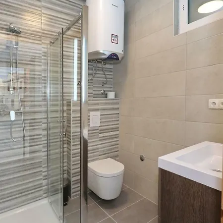 Villa Lari Privlaka (Zadar)